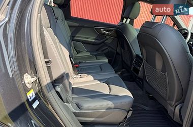Позашляховик / Кросовер Audi Q7 2021 в Києві фото 24 Позашляховик / Кросовер Audi Q7 2021 в Києві