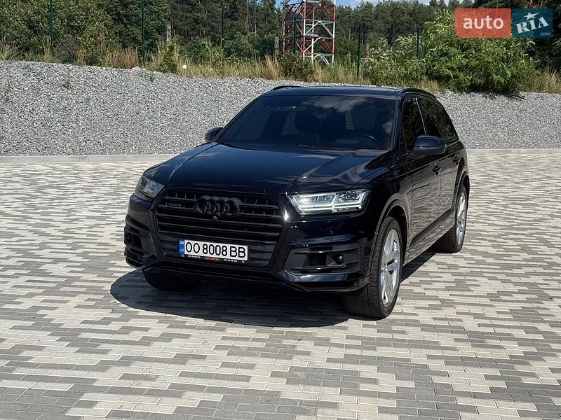 Audi Q7, photos from the listing
