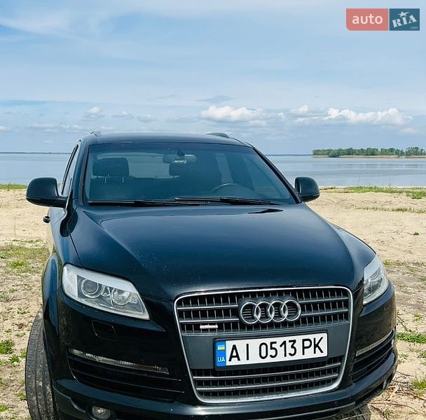 Audi Q7, фото з оголошення
