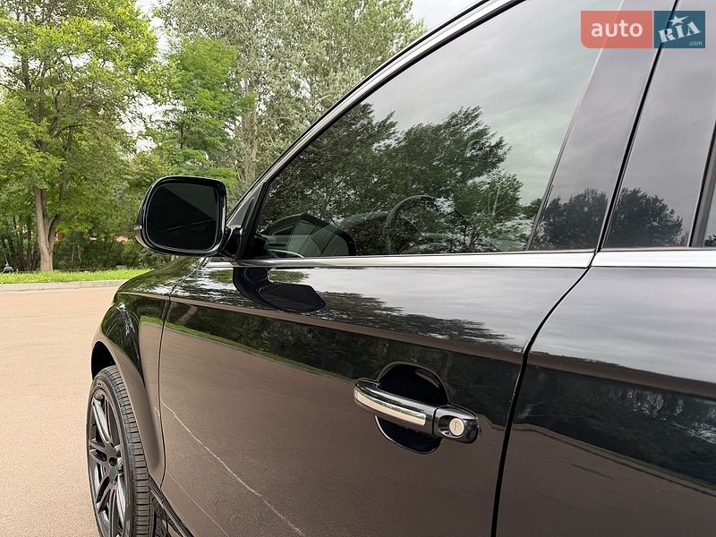 Позашляховик / Кросовер Audi Q7 2013 в Сумах