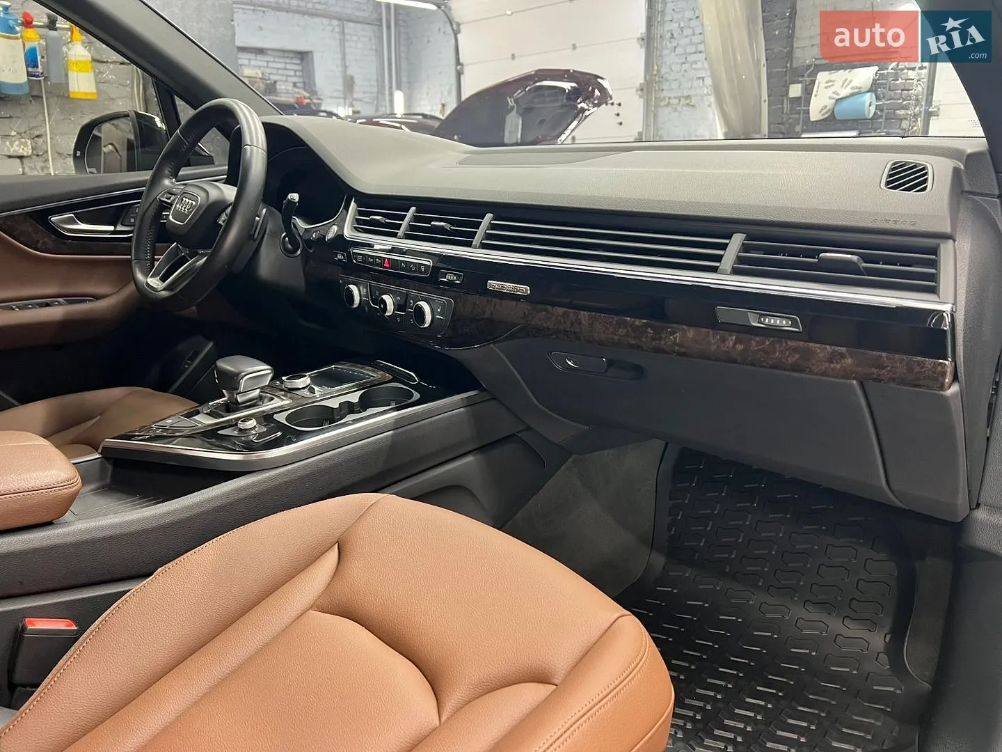 2017 Audi Q7 - мініатюра 12