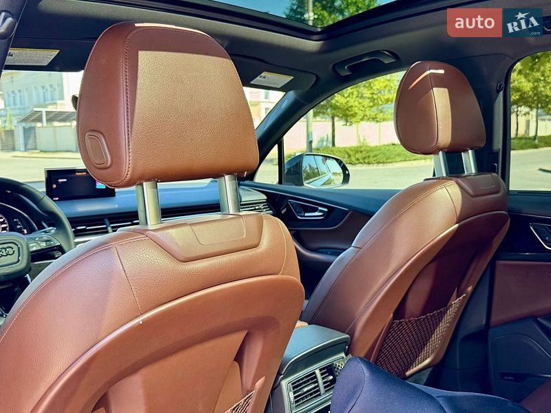 Позашляховик / Кросовер Audi Q7 2017 в Одесі