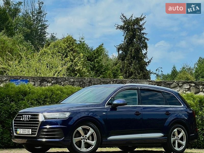 Внедорожник / Кроссовер Audi Q7 2017 в Черновцах