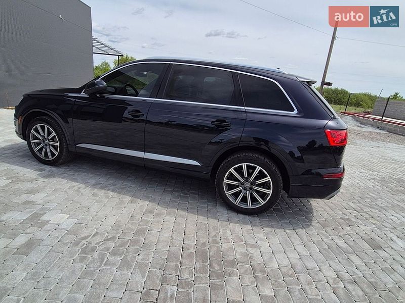 Позашляховик / Кросовер Audi Q7 2016 в Львові