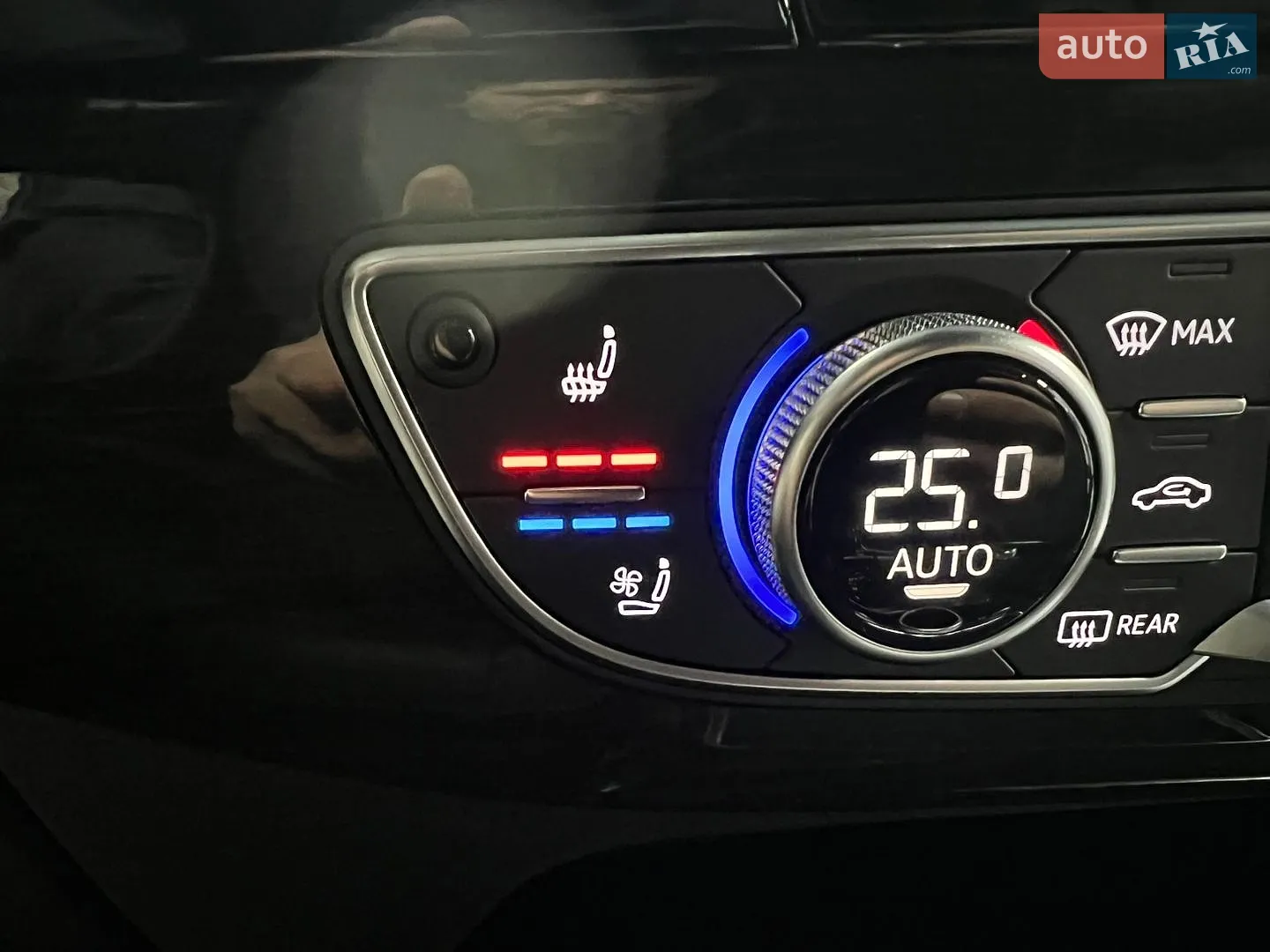 2016 Audi Q7 - мініатюра 18