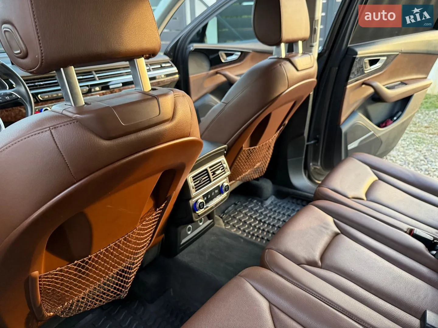 Audi Q7 2018 VIN WA1VAAF77JD032140 фото оголошення 64 з 117