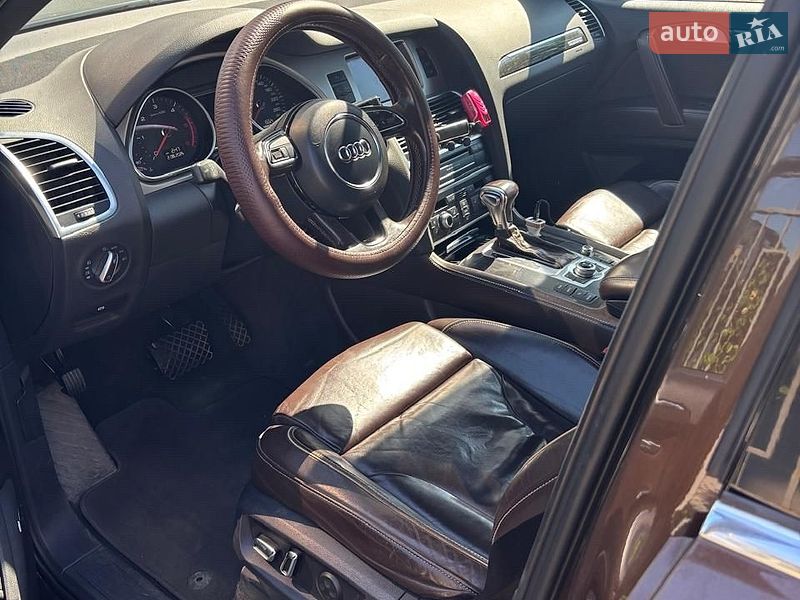 Внедорожник / Кроссовер Audi Q7 2012 в Одессе