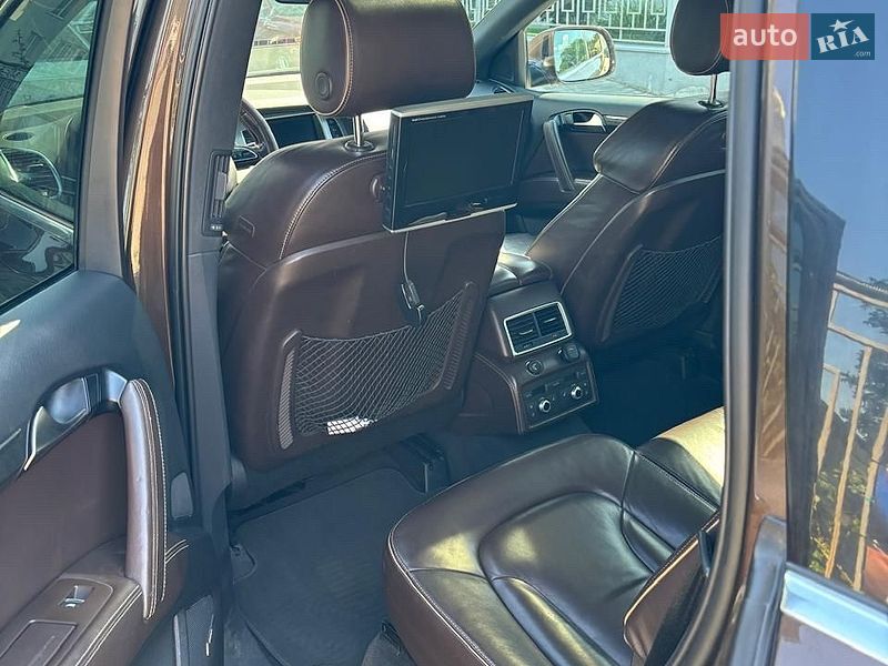 Внедорожник / Кроссовер Audi Q7 2012 в Одессе