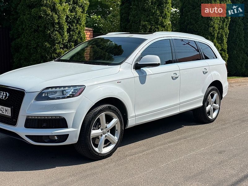 Позашляховик / Кросовер Audi Q7 2013 в Києві