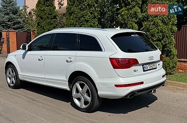 Позашляховик / Кросовер Audi Q7 2013 в Києві