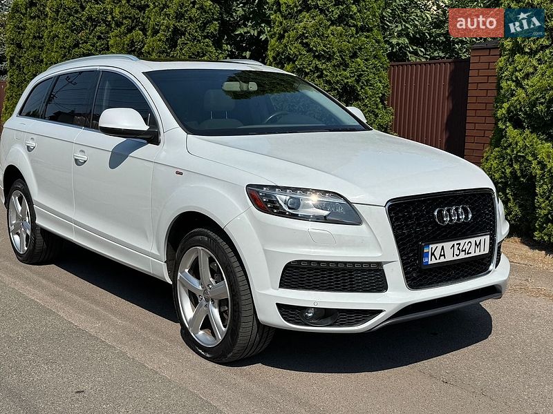 Позашляховик / Кросовер Audi Q7 2013 в Києві