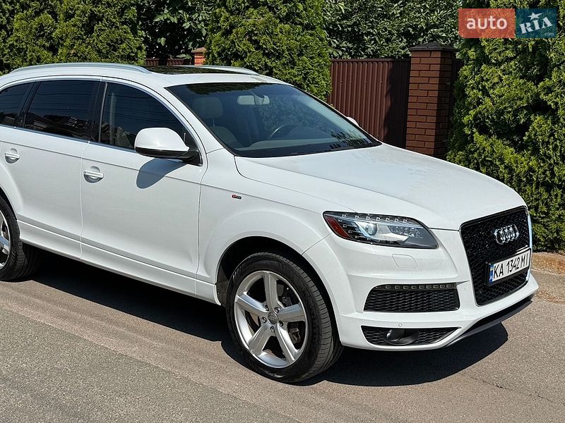 Позашляховик / Кросовер Audi Q7 2013 в Києві