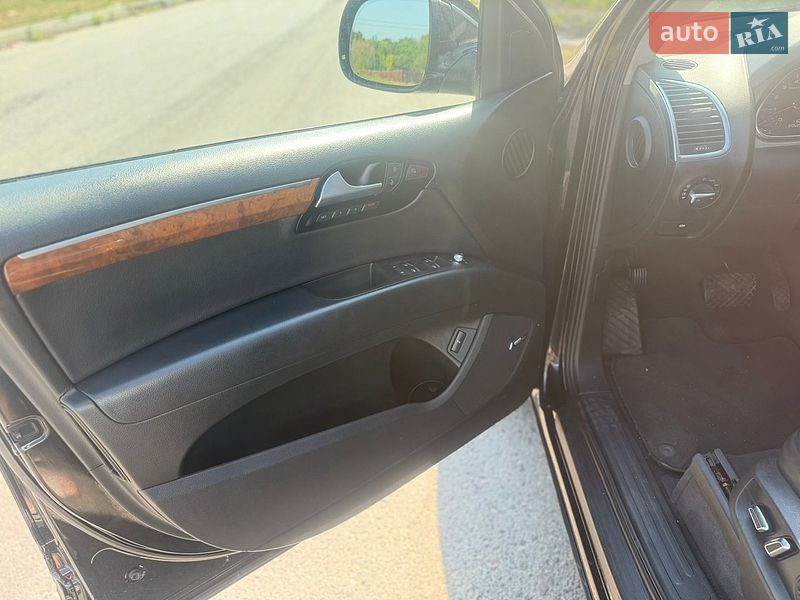 Внедорожник / Кроссовер Audi Q7 2013 в Львове