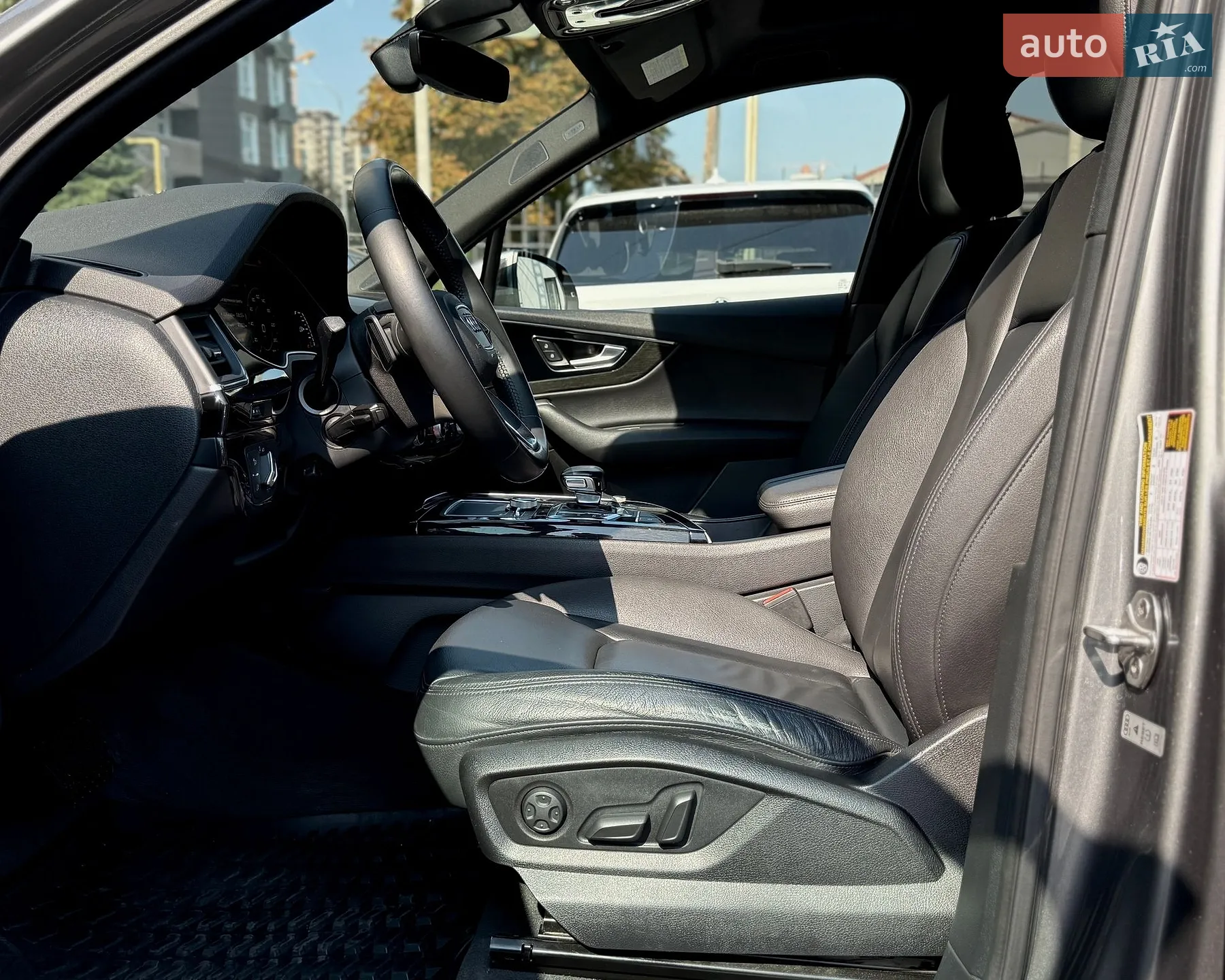 2016 Audi Q7 - мініатюра 9