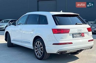 Позашляховик / Кросовер Audi Q7 2018 в Львові