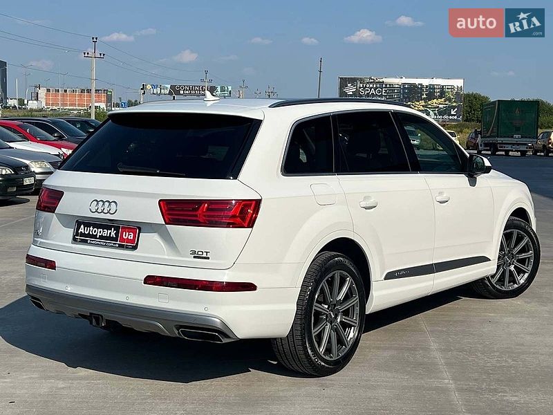 Позашляховик / Кросовер Audi Q7 2018 в Львові