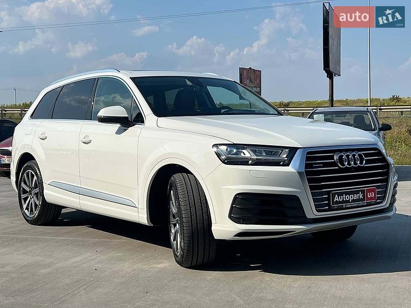 Позашляховик / Кросовер Audi Q7 2018 в Львові