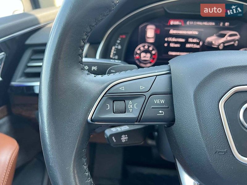 Позашляховик / Кросовер Audi Q7 2018 в Львові