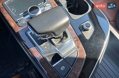 Позашляховик / Кросовер Audi Q7 2018 в Львові