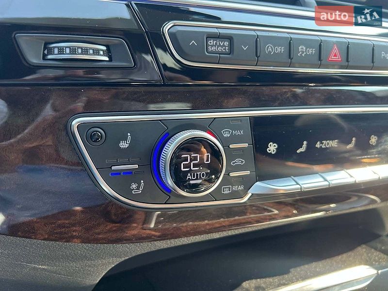 Позашляховик / Кросовер Audi Q7 2018 в Львові