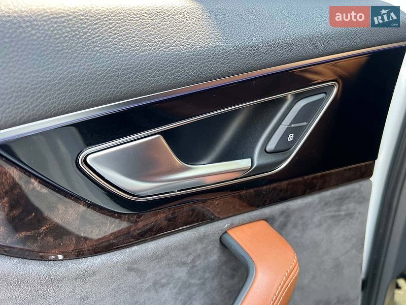 Позашляховик / Кросовер Audi Q7 2018 в Львові