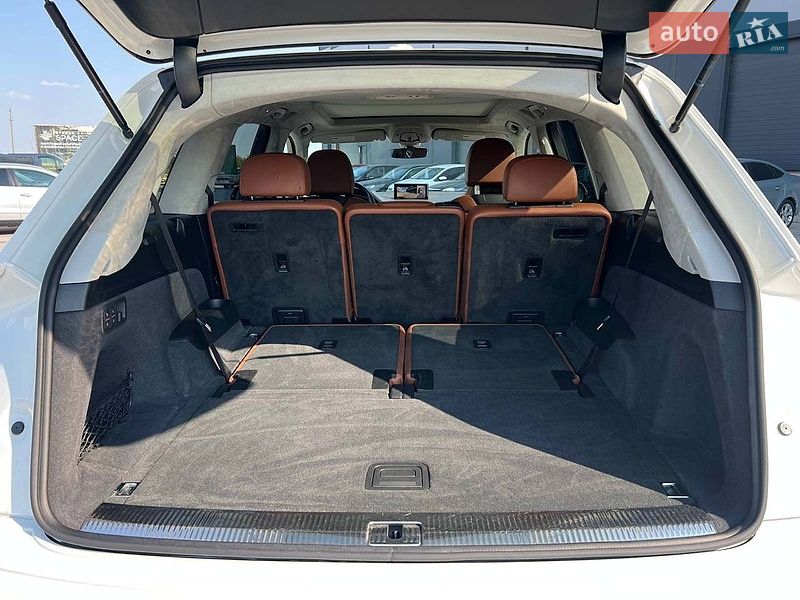 Позашляховик / Кросовер Audi Q7 2018 в Львові