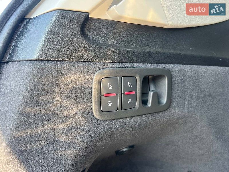 Позашляховик / Кросовер Audi Q7 2018 в Львові