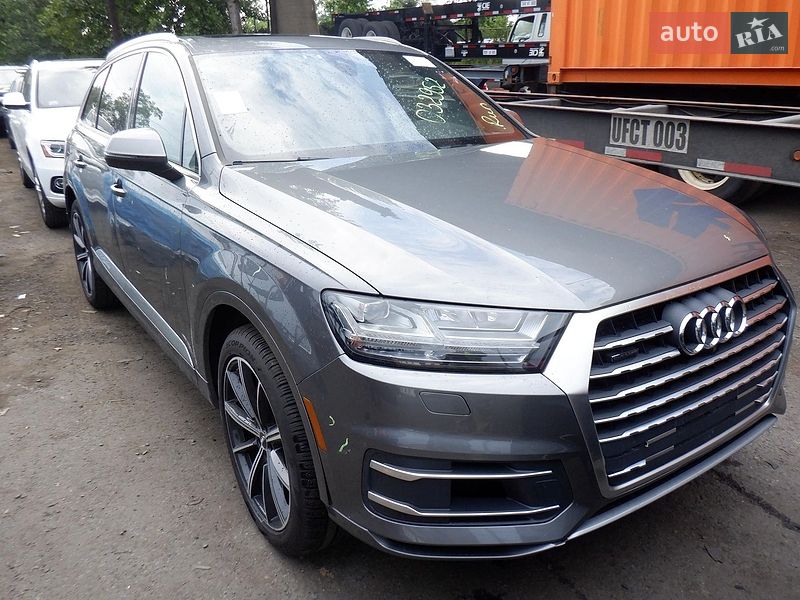 Позашляховик / Кросовер Audi Q7 2017 в Києві