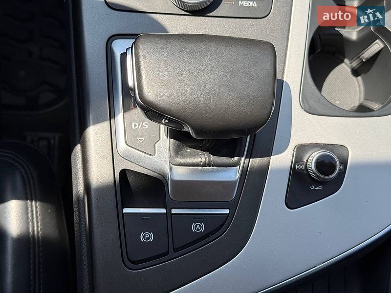 Внедорожник / Кроссовер Audi Q7 2016 в Житомире