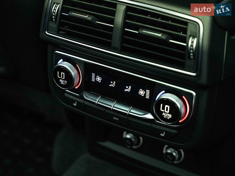 Внедорожник / Кроссовер Audi Q7 2018 в Черновцах