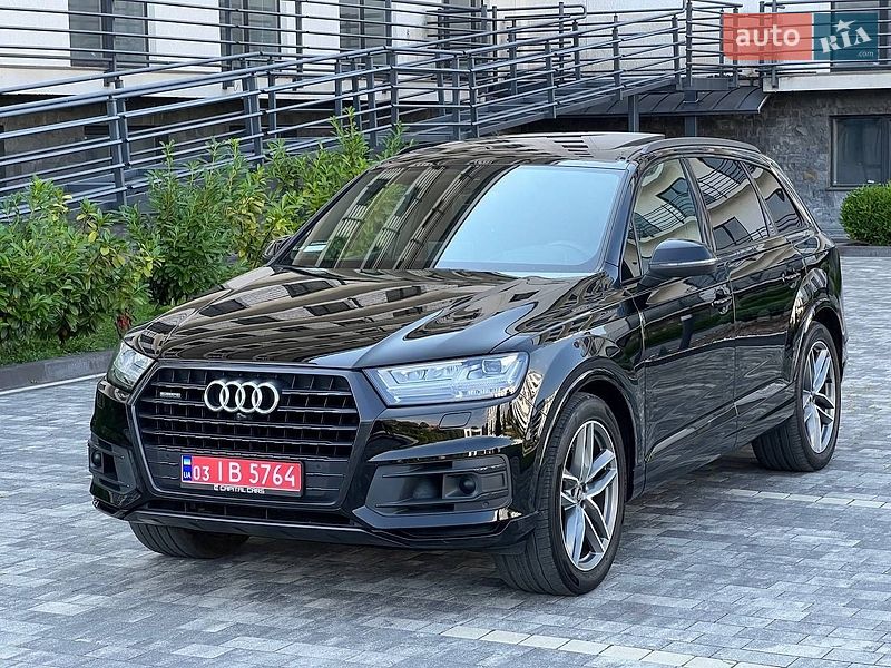 Позашляховик / Кросовер Audi Q7 2018 в Мукачевому