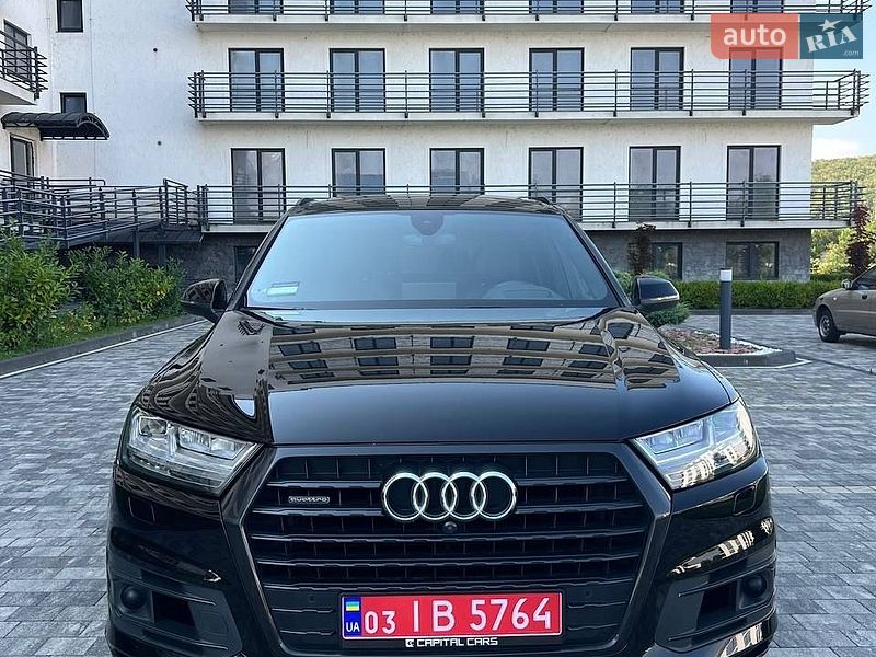 Позашляховик / Кросовер Audi Q7 2018 в Мукачевому