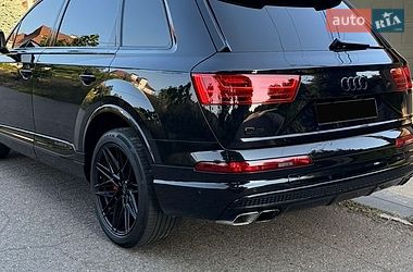 Позашляховик / Кросовер Audi Q7 2018 в Дніпрі фото 14 Позашляховик / Кросовер Audi Q7 2018 в Дніпрі