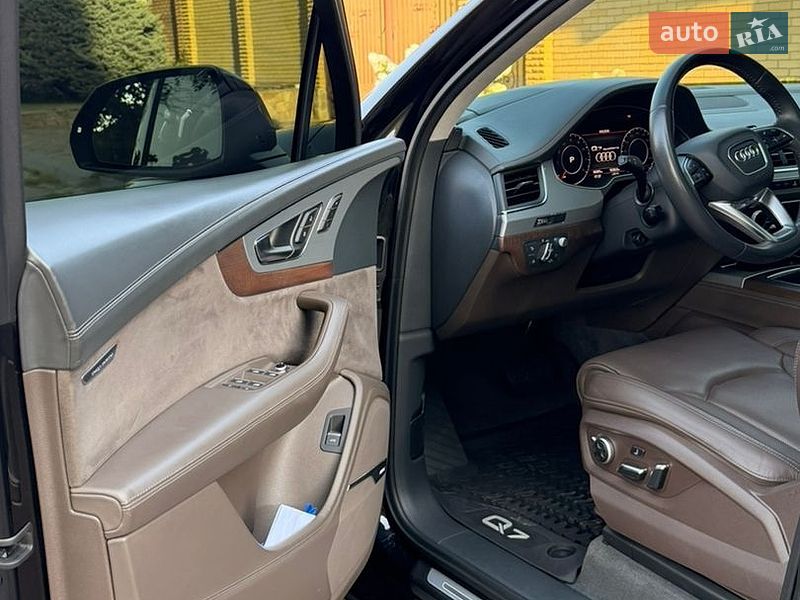 Позашляховик / Кросовер Audi Q7 2018 в Дніпрі фото 28 Позашляховик / Кросовер Audi Q7 2018 в Дніпрі