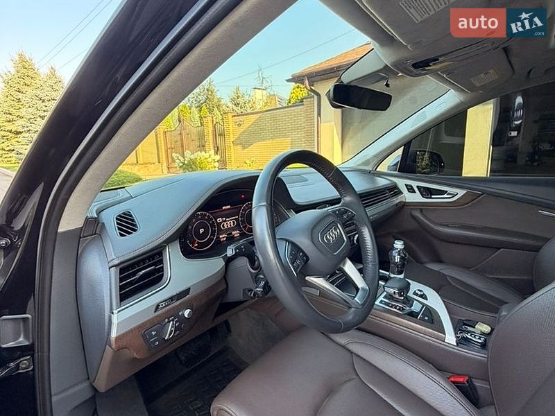 Позашляховик / Кросовер Audi Q7 2018 в Дніпрі фото 34 Позашляховик / Кросовер Audi Q7 2018 в Дніпрі