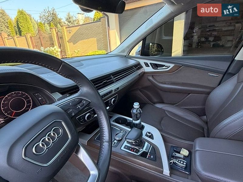 Позашляховик / Кросовер Audi Q7 2018 в Дніпрі фото 36 Позашляховик / Кросовер Audi Q7 2018 в Дніпрі