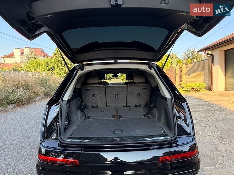 Позашляховик / Кросовер Audi Q7 2018 в Дніпрі фото 18 Позашляховик / Кросовер Audi Q7 2018 в Дніпрі