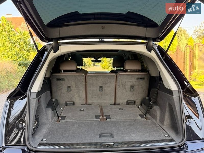 Позашляховик / Кросовер Audi Q7 2018 в Дніпрі фото 47 Позашляховик / Кросовер Audi Q7 2018 в Дніпрі