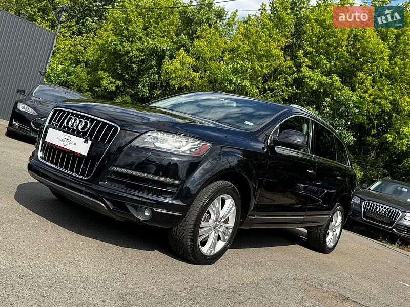 Позашляховик / Кросовер Audi Q7 2012 в Луцьку