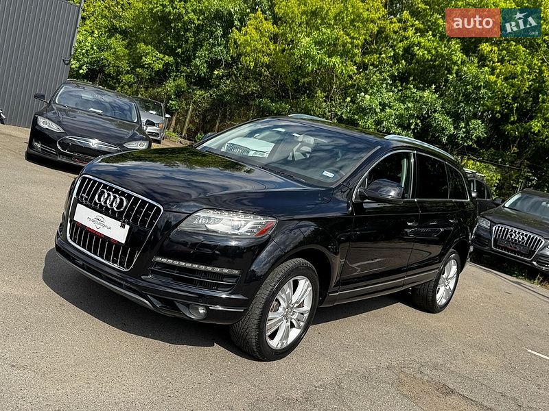 Позашляховик / Кросовер Audi Q7 2012 в Луцьку