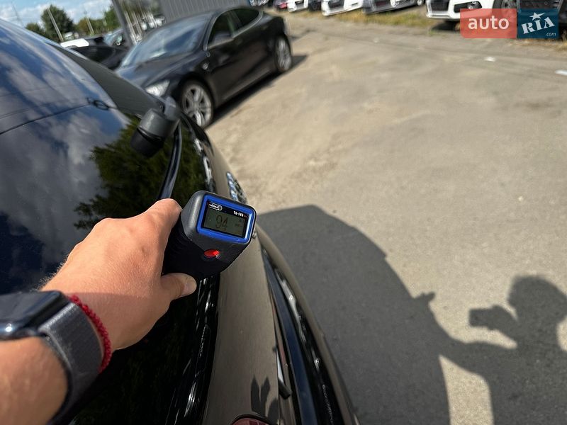 Позашляховик / Кросовер Audi Q7 2012 в Луцьку