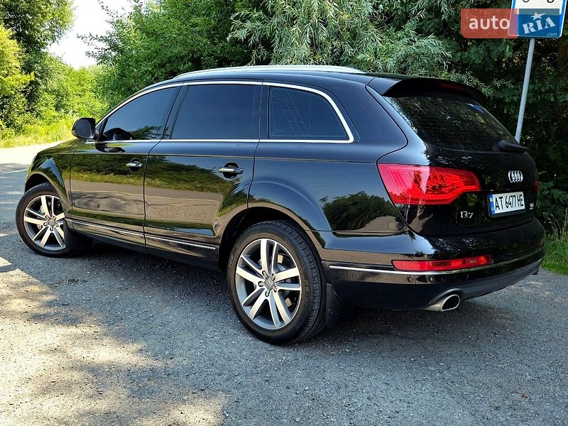 Позашляховик / Кросовер Audi Q7 2013 в Івано-Франківську
