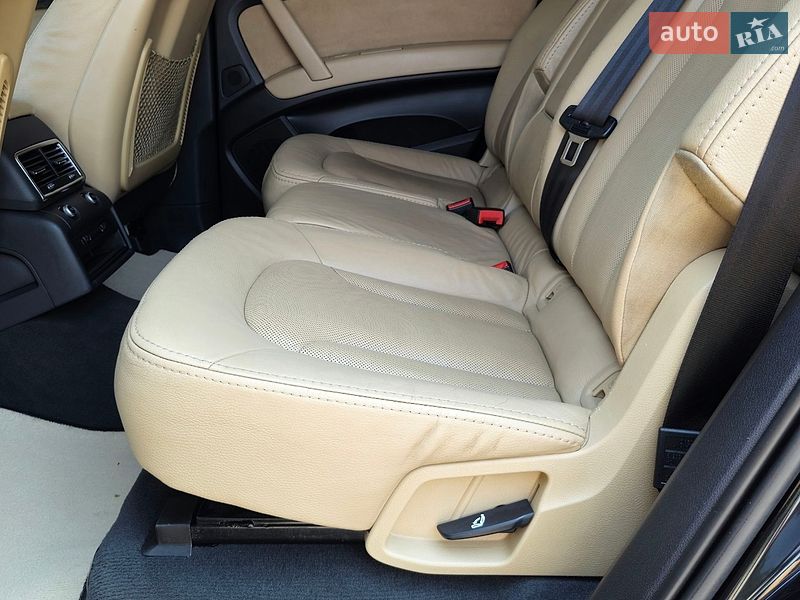 Позашляховик / Кросовер Audi Q7 2013 в Івано-Франківську