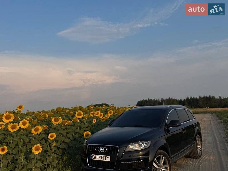 Позашляховик / Кросовер Audi Q7 2012 в Києві