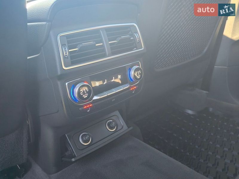 Позашляховик / Кросовер Audi Q7 2016 в Козятині