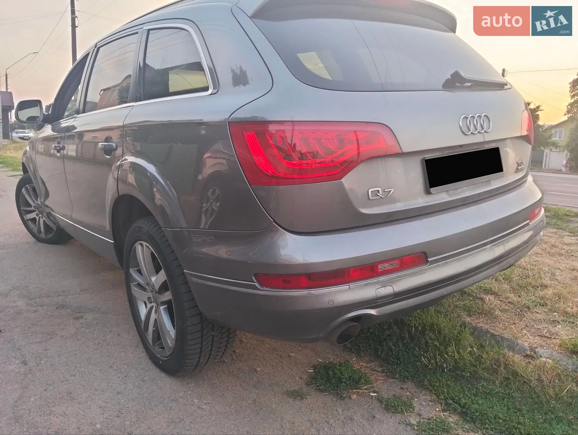 2010 Audi Q7 - мініатюра 8
