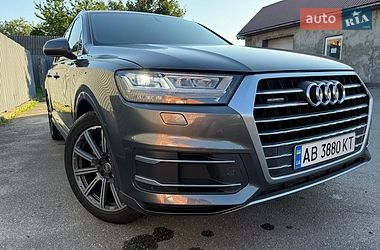 Позашляховик / Кросовер Audi Q7 2016 в Вінниці