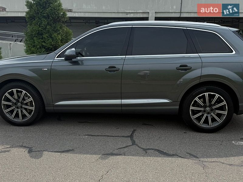 Внедорожник / Кроссовер Audi Q7 2017 в Киеве фото 26 Внедорожник / Кроссовер Audi Q7 2017 в Киеве