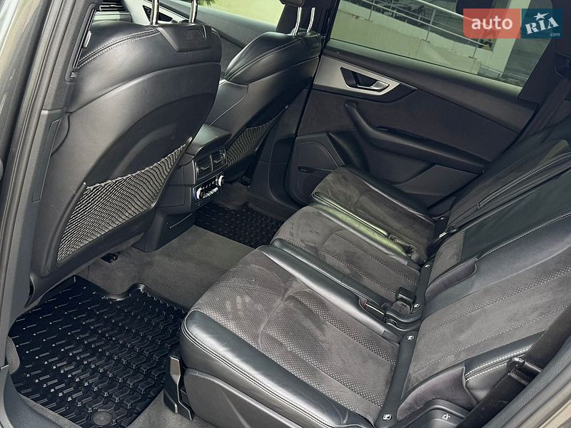 Внедорожник / Кроссовер Audi Q7 2017 в Киеве фото 61 Внедорожник / Кроссовер Audi Q7 2017 в Киеве
