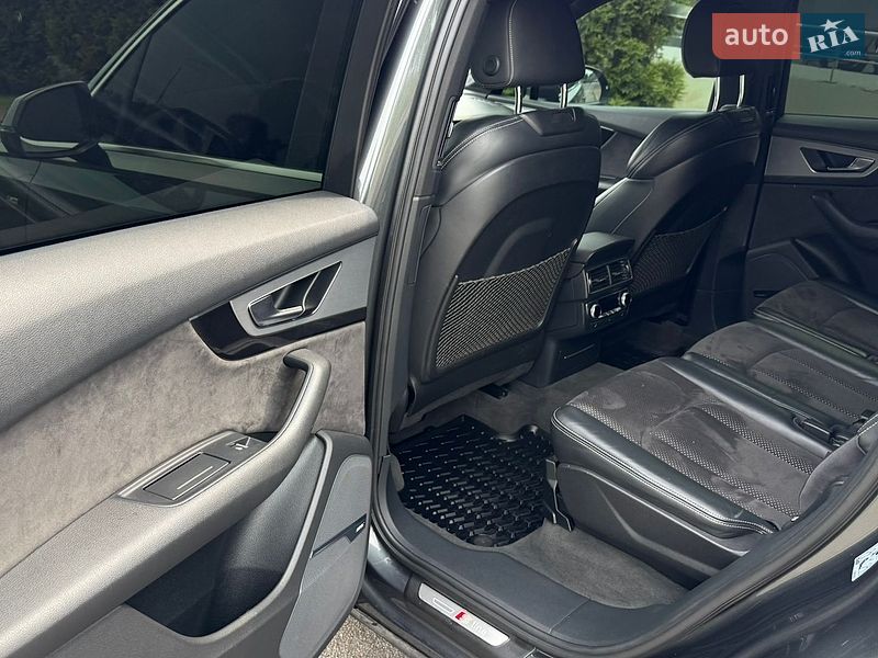 Внедорожник / Кроссовер Audi Q7 2017 в Киеве фото 63 Внедорожник / Кроссовер Audi Q7 2017 в Киеве